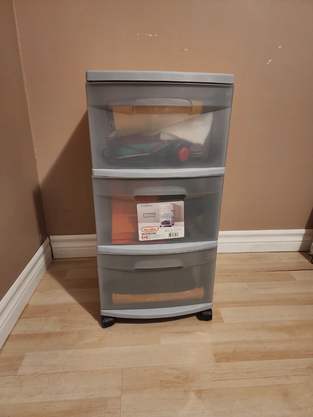 Sterilite 3-Drawer Unit - Grey