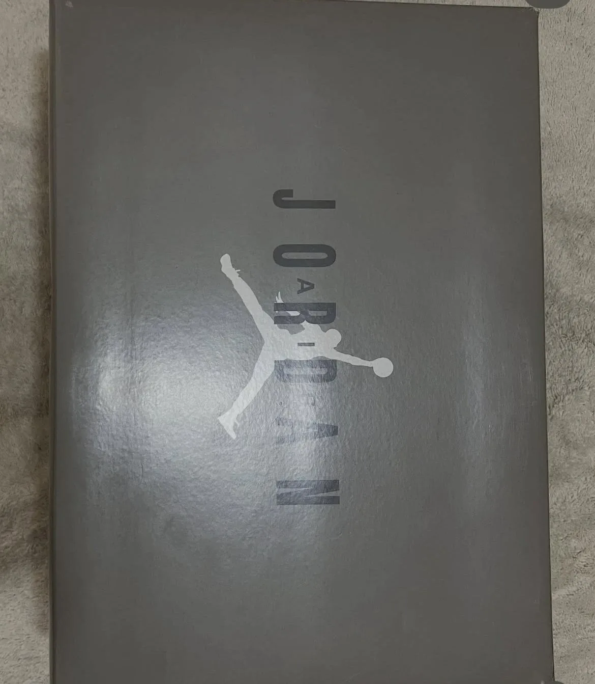 Air Jordan 11 Retro (GS) - Size 7Y image indicator(3)