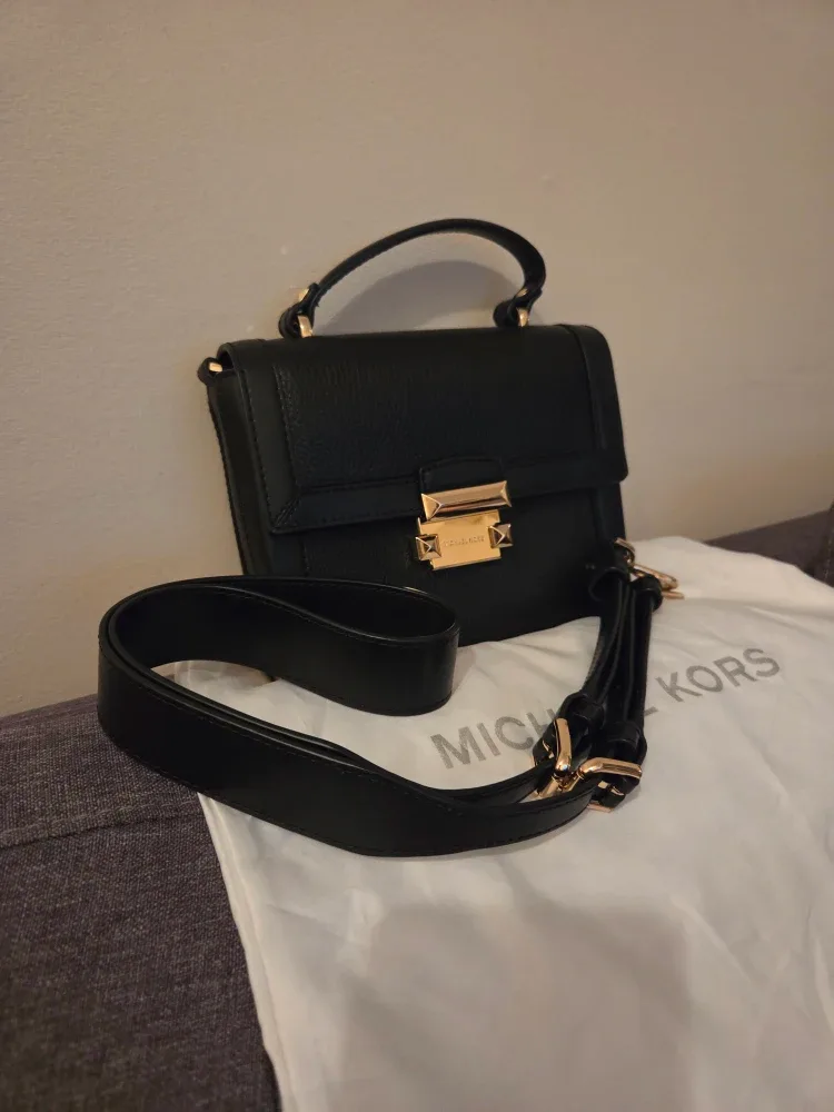 Michael Kors Black Leather Handbag image indicator(4)