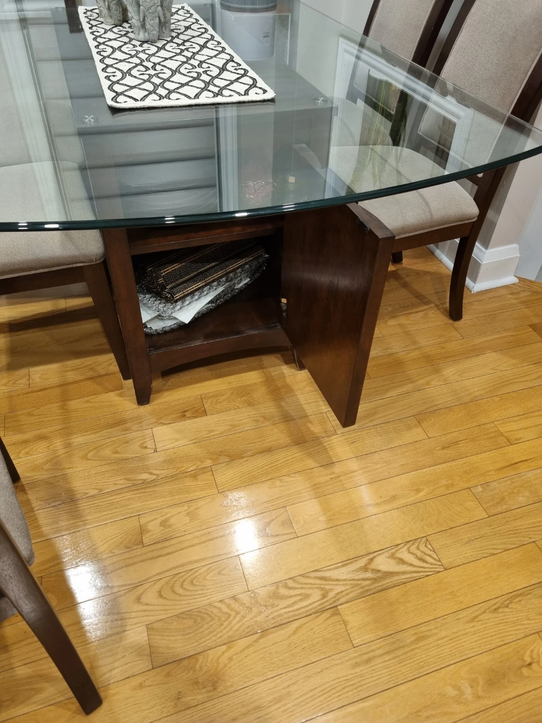 Glass Top Dining Table with 6 Chairs - photo 3