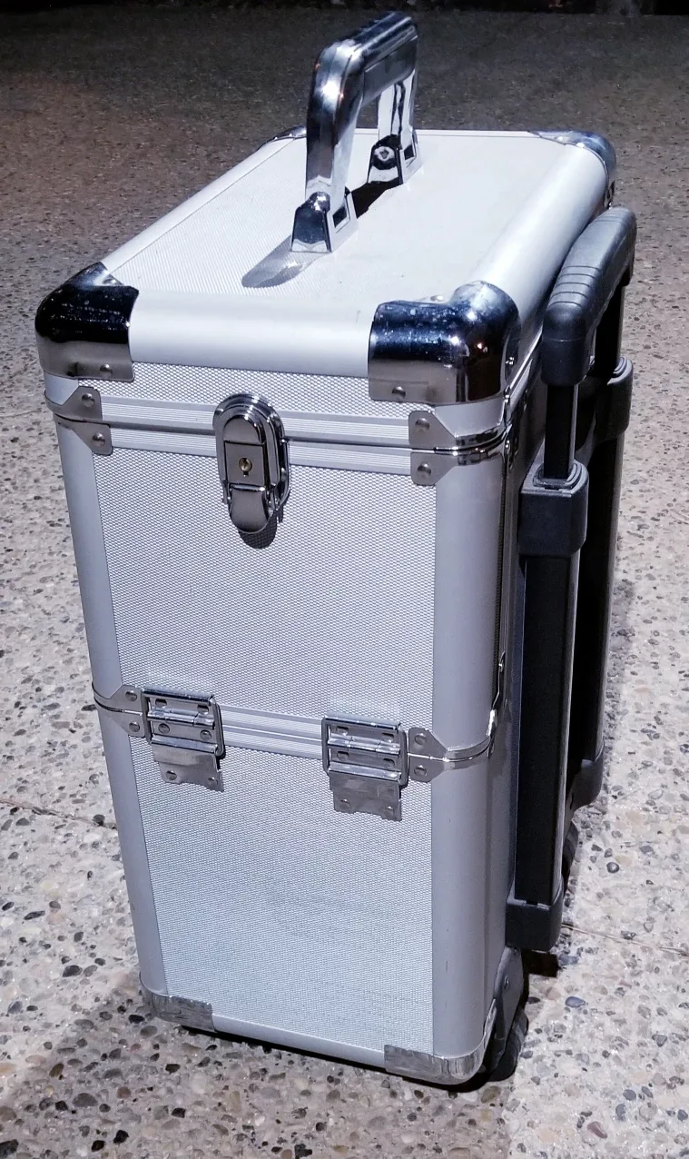 SILVER ROLLING MAKEUP/COSMETIC CASE w/ROLLOUT TRAYS WITH HANDLE image indicator(10)