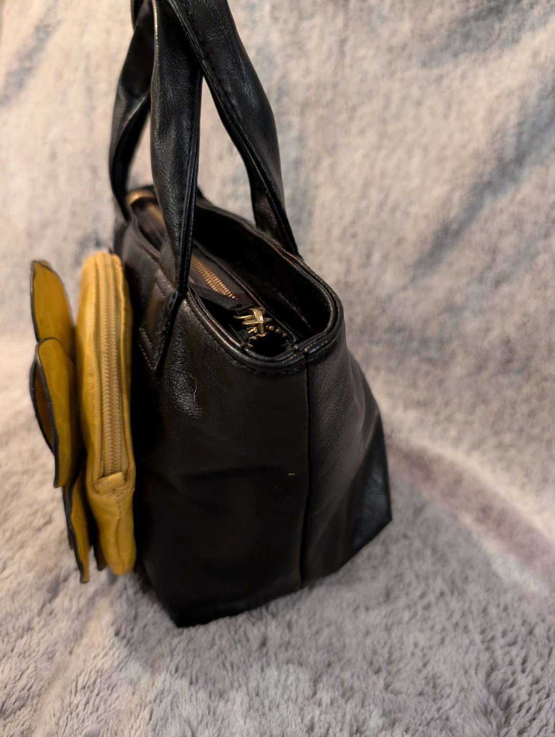 Black Leather Tote Bag with Leather Flower Accent - photo 3