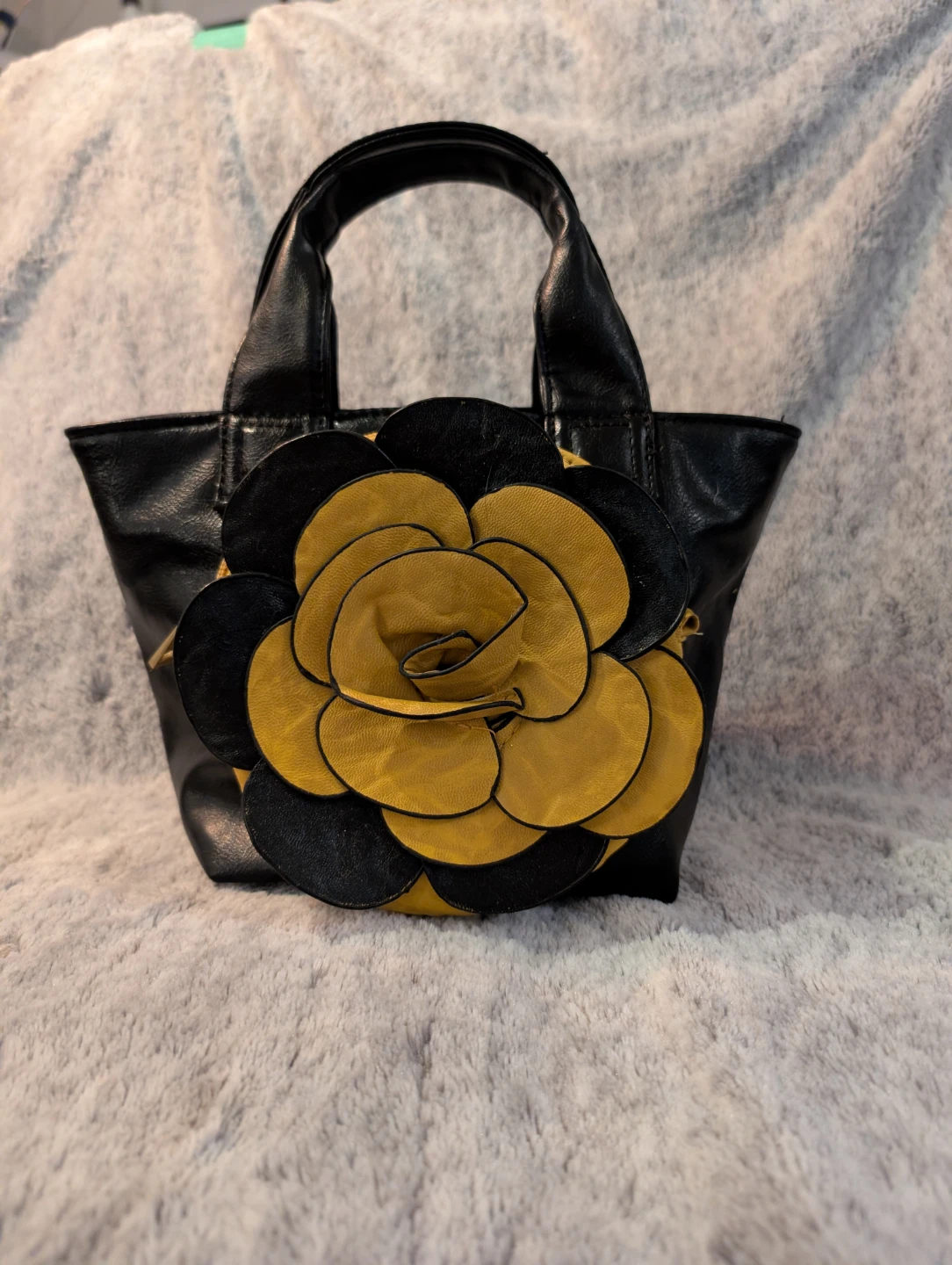 Black Leather Tote Bag with Leather Flower Accent - photo 4