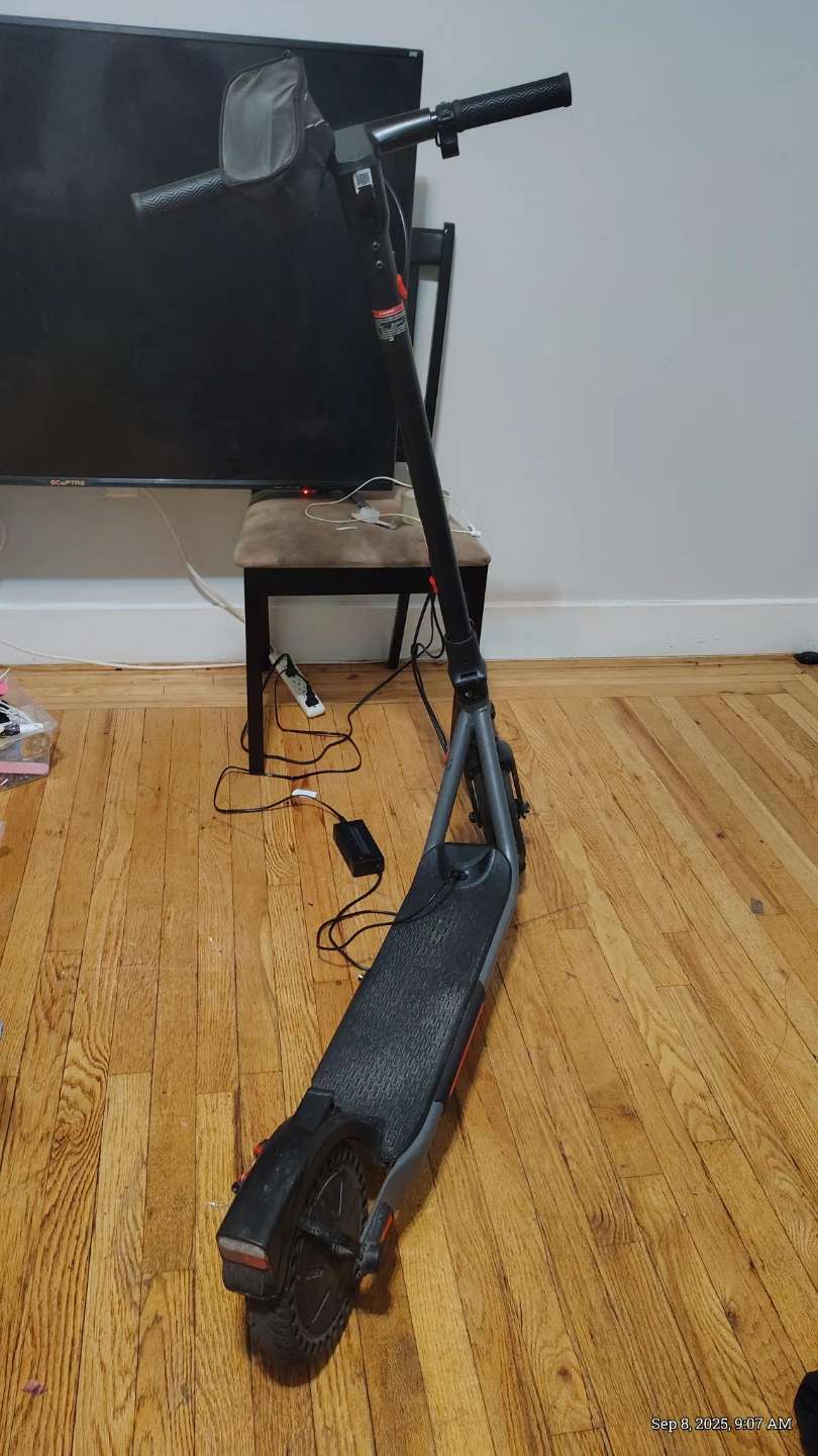 Electric scooter - photo 3