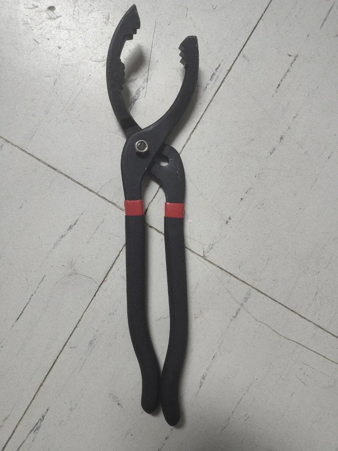 Universal Adjustable Oil Filter Wrench