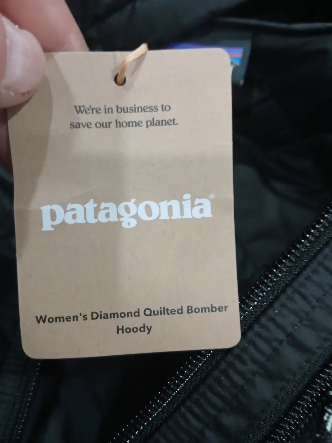 BRAND NEW !!Patagonia Diamond Quilted Bomber coat - Size L image indicator(2)