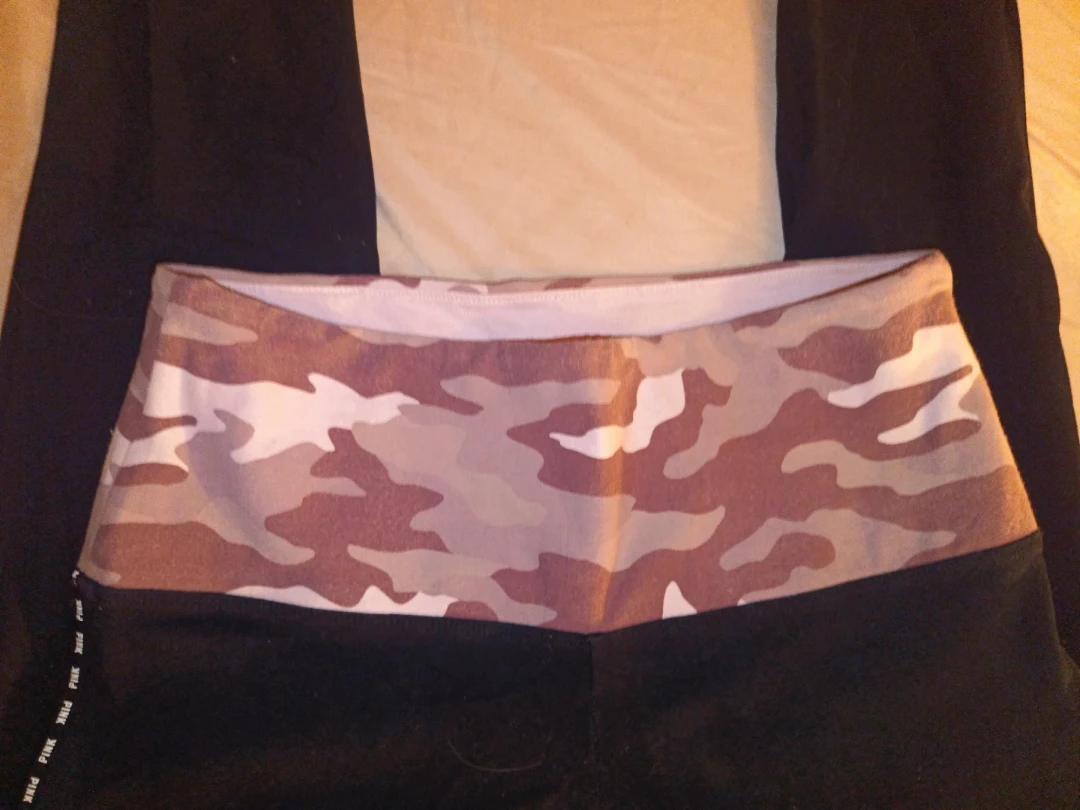 Victoria's Secret PINK Yoga Leggings - Size M - photo 4