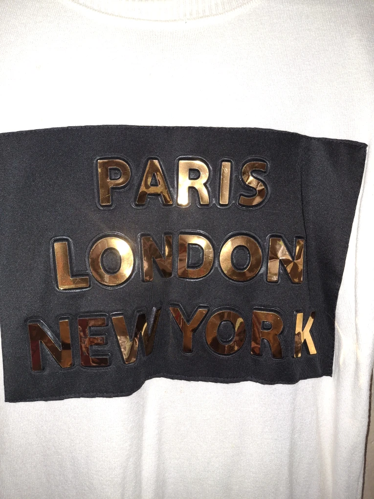 White Sweater with Paris London New York Design - photo 2