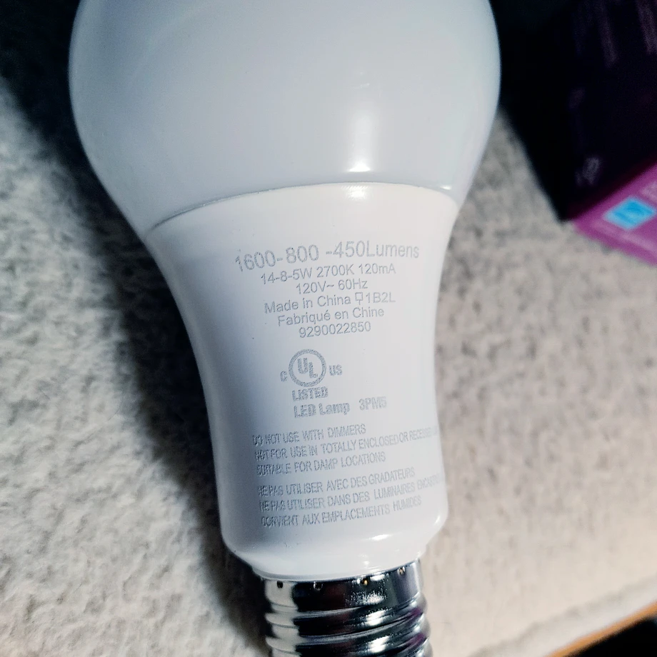 Philips 3 Way LED Bulb - 40/60/100W #Cleanout - photo 3