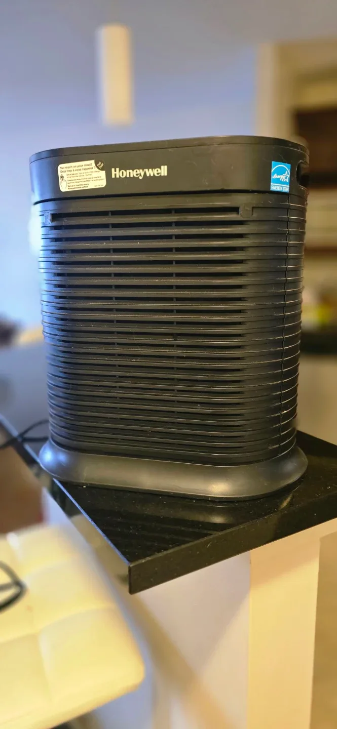Honeywell Air Purifier - Black
