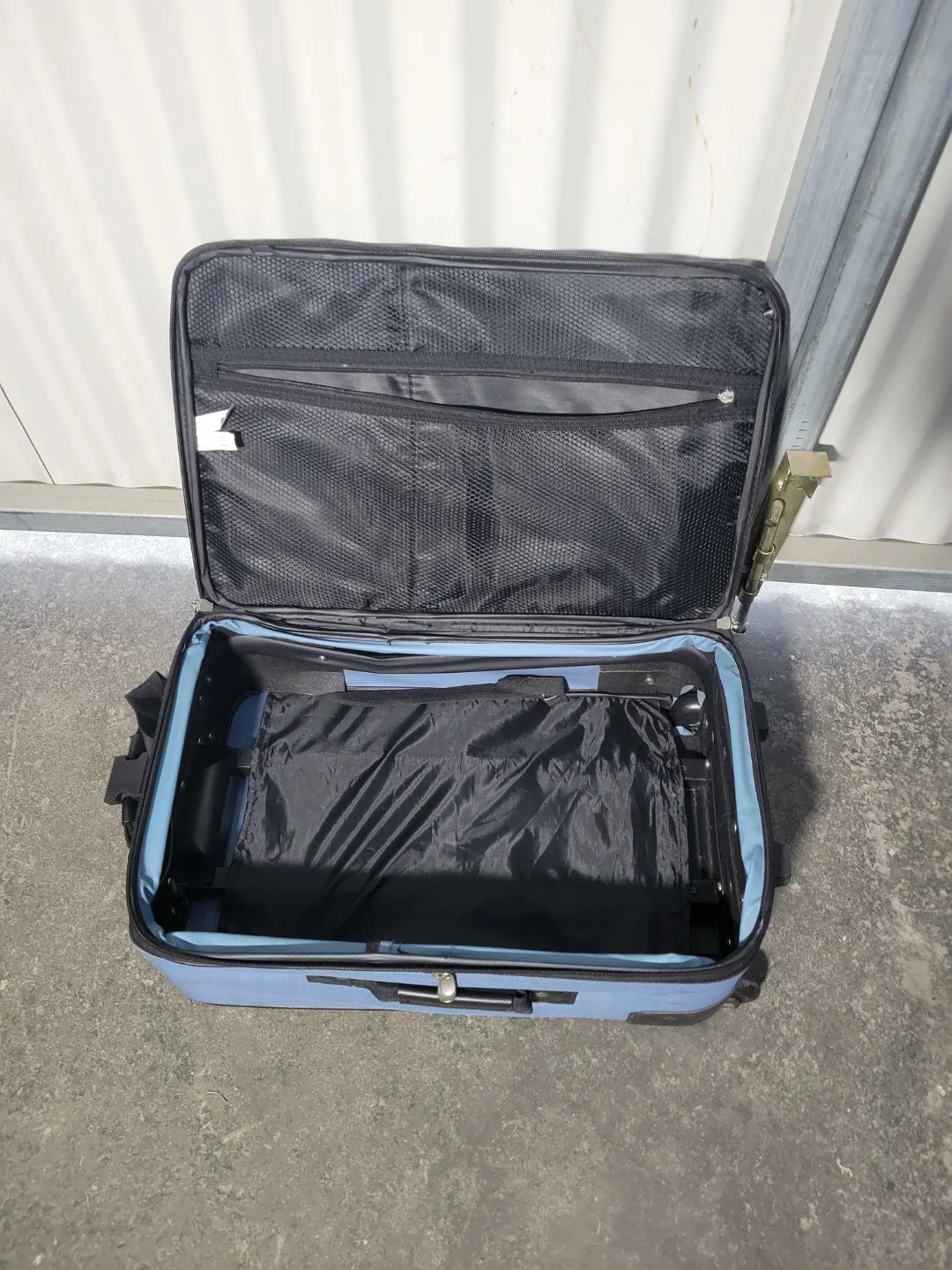 Suitcases image indicator(5)