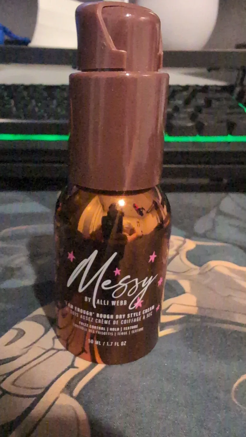 Alli Webb Messy Rough Dry Style Cream