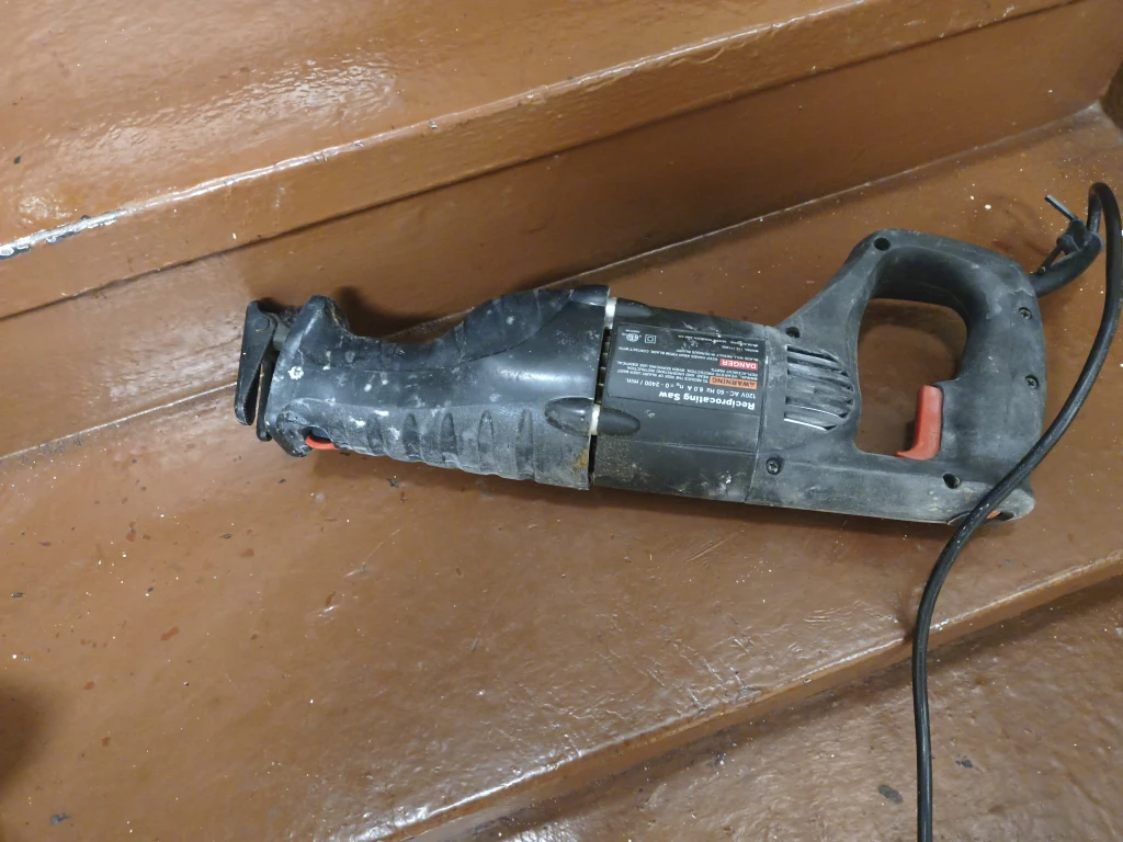 Craftsman 8.0 Amp Reciprocating Saw - photo 3