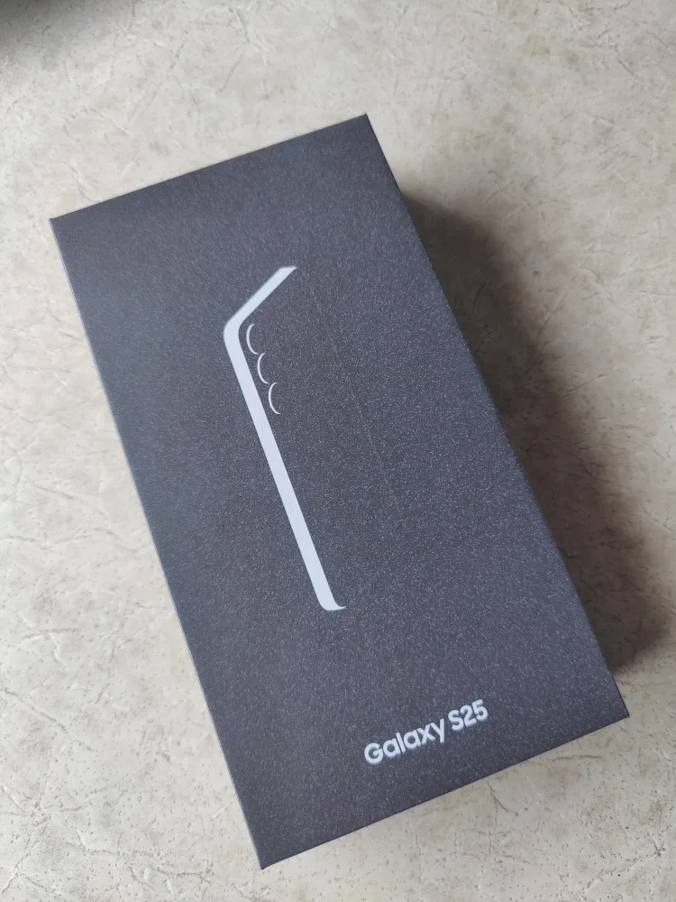 Samsung Galaxy S25 still in box