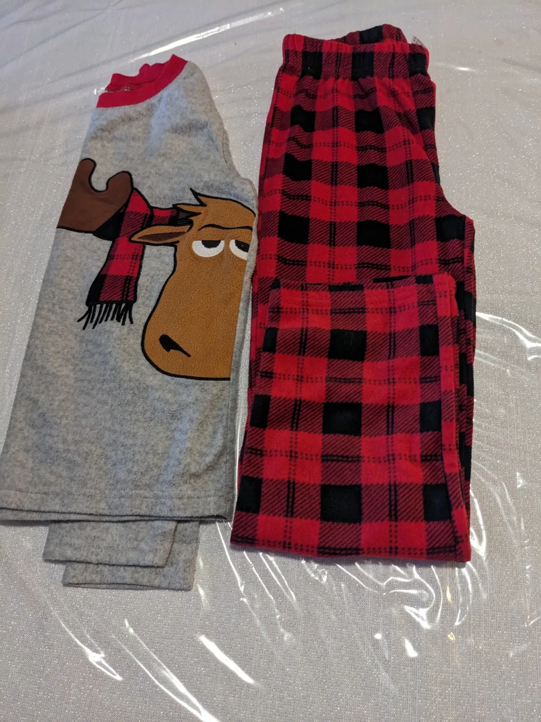 Size M (7-8) Moose Pajama Set