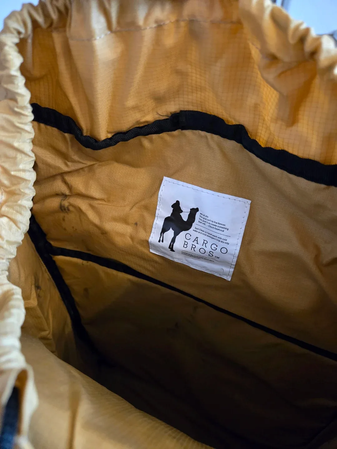 Hiking Backpack image indicator(2)