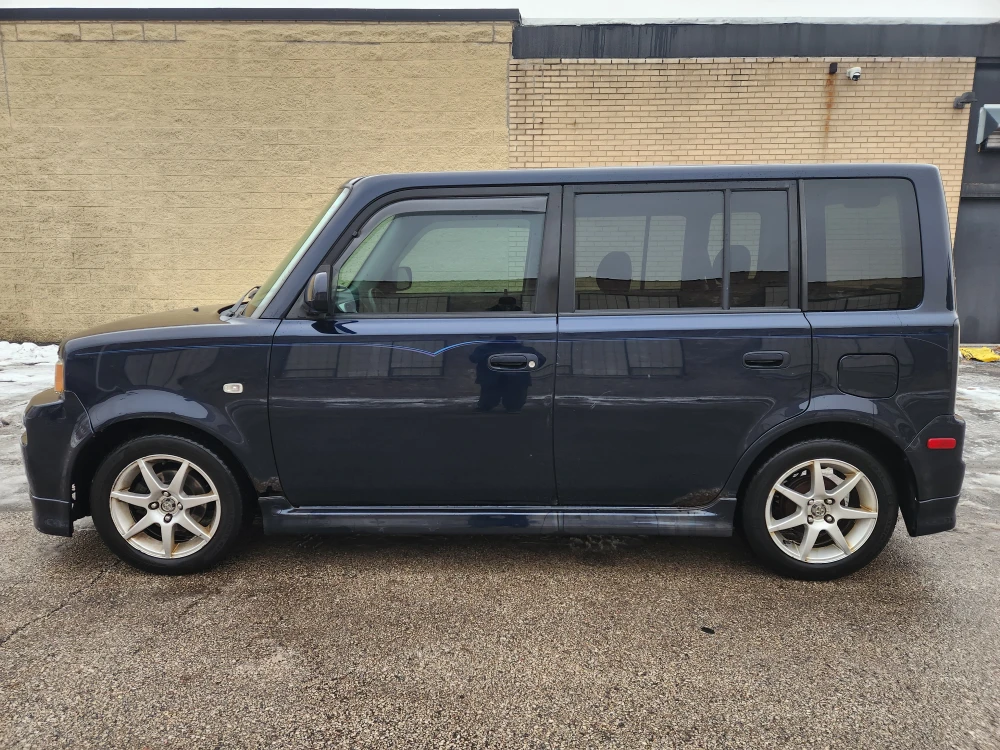 2005 Scion XB