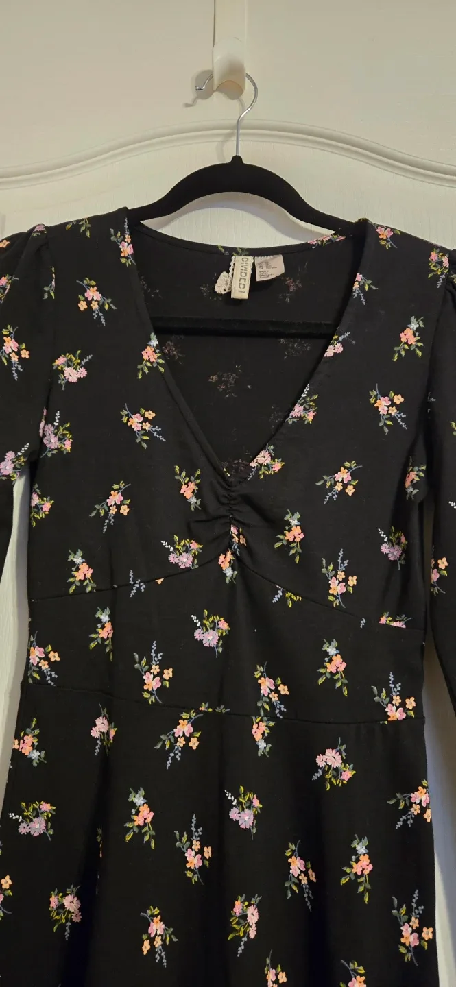 H&M Black Floral Long Sleeve Dress