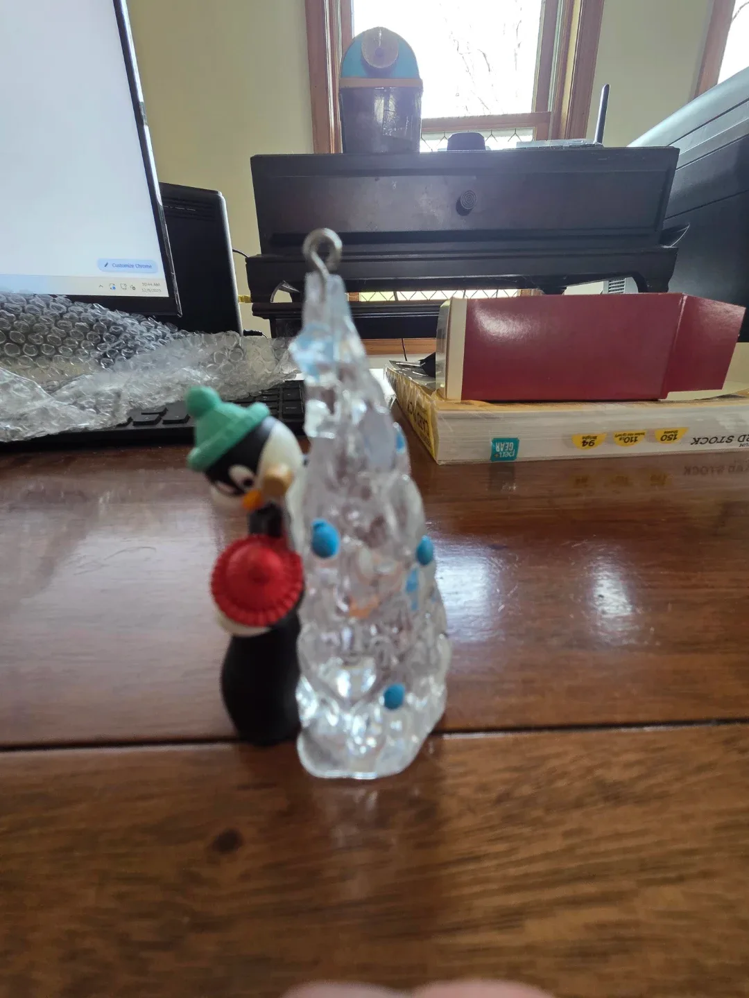 Hallmark Keepsake Ornament Friendly Froost 1995 image indicator(4)