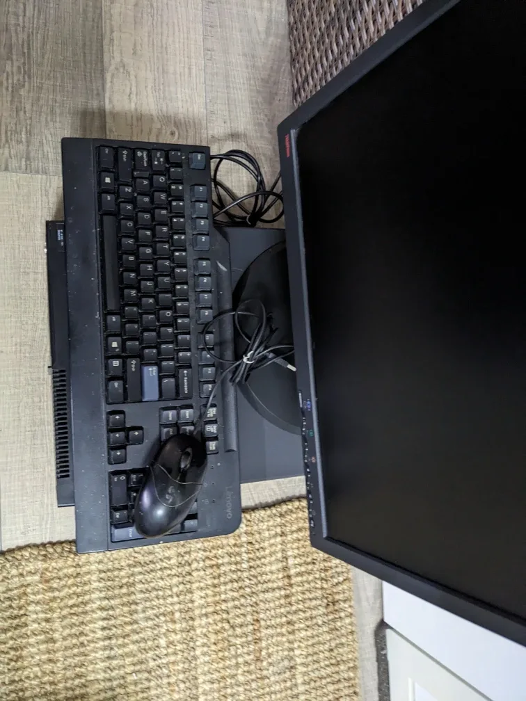 Lenovo ThinkCentre PC, Monitor, Keyboard, Mouse image indicator(2)