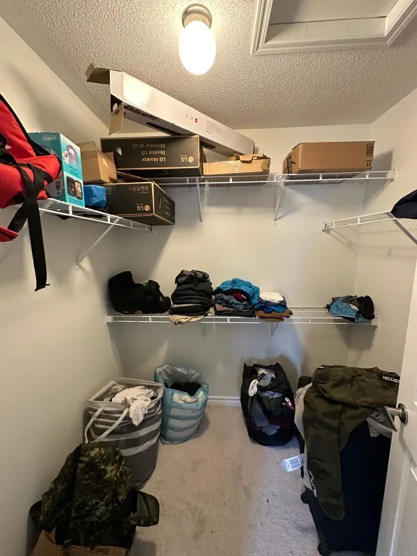 Beautiful and cozy room for rent! image indicator(4)