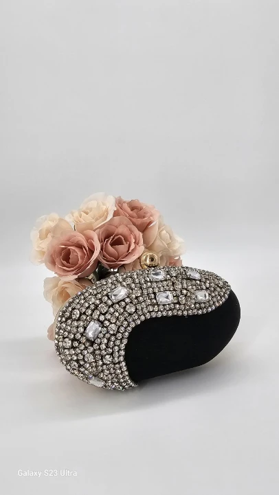 Assorted Clutch Purses - photo 3