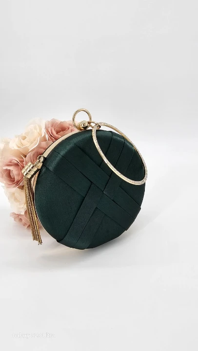 Assorted Clutch Purses - photo 4