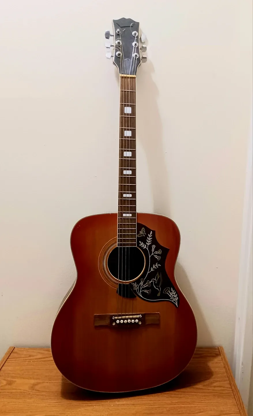 Grenada Deluxe Guitar