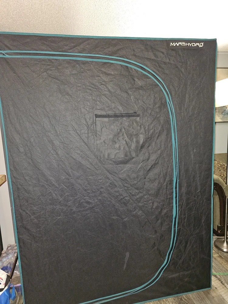 Mars Hydro Grow Tent - photo 2