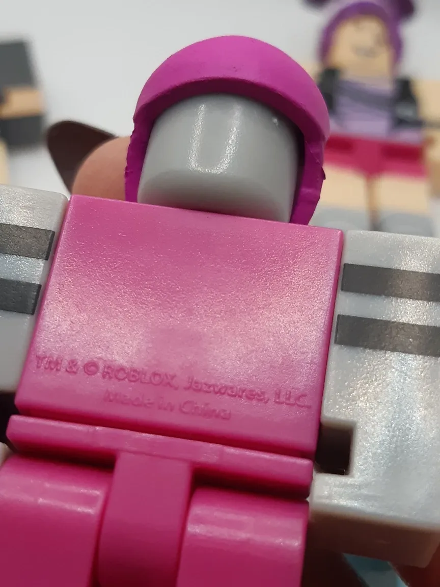 Roblox Action figurine bundle of 5 image indicator(7)
