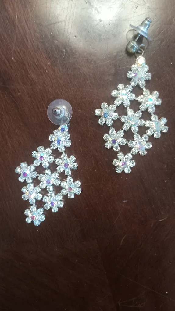 Sparkly Flower Dangle Earrings