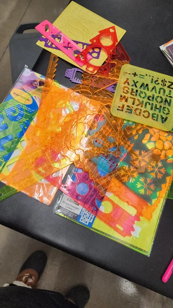 Shape Template Stencils image indicator(2)