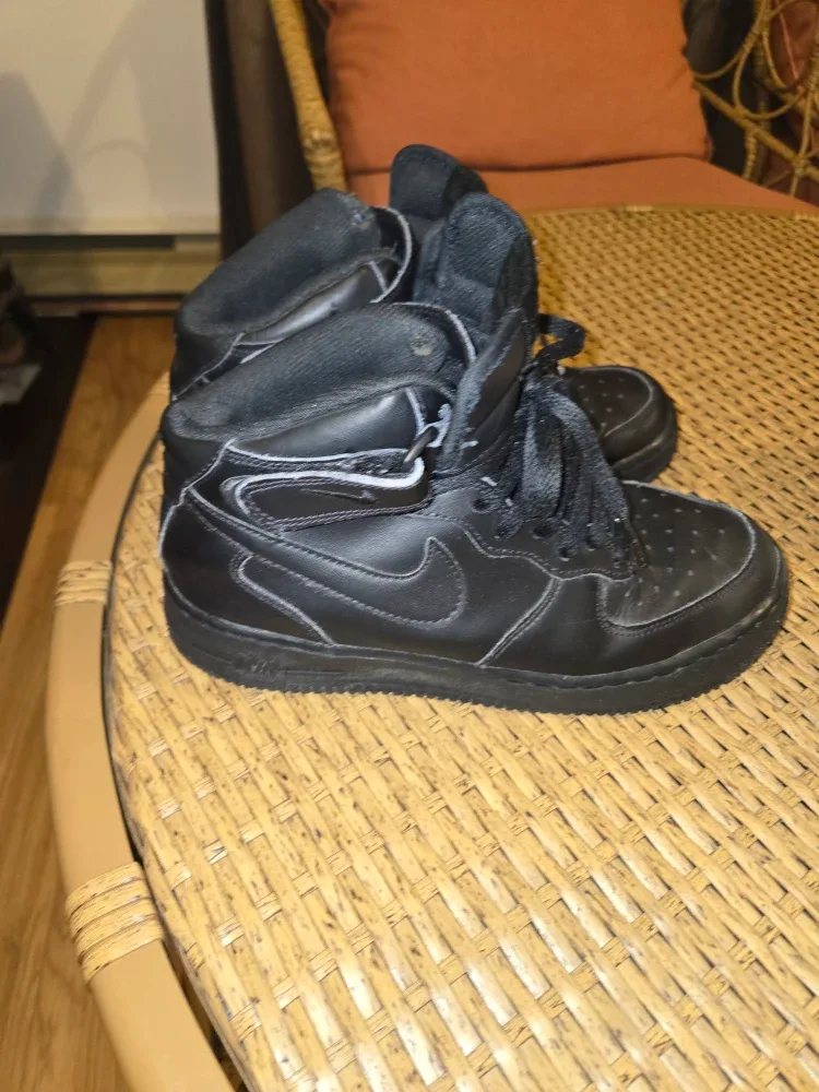 Nike Air Force 1 Mid - Black