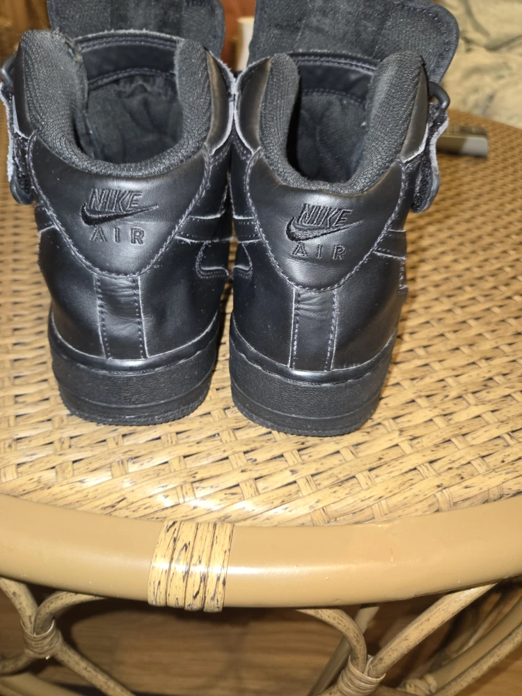 Nike Air Force 1 Mid - Black - photo 5