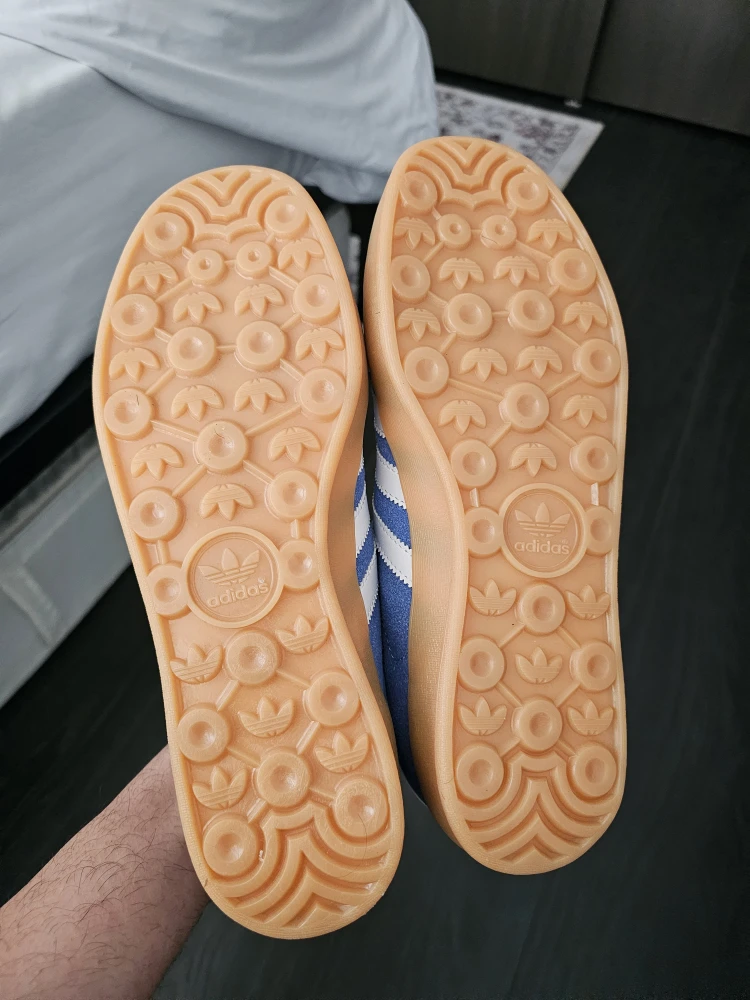 NEW Adidas Gazelle Blue Sneakers - Size 11 US Men's - photo 4