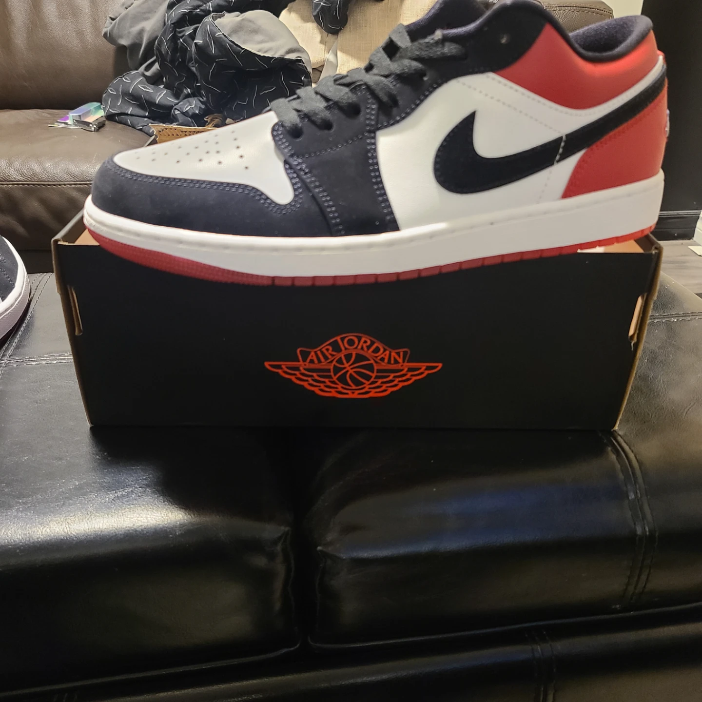 Air Jordan 1 Low SE White/Black/Varsity Red Size 10 - photo 3