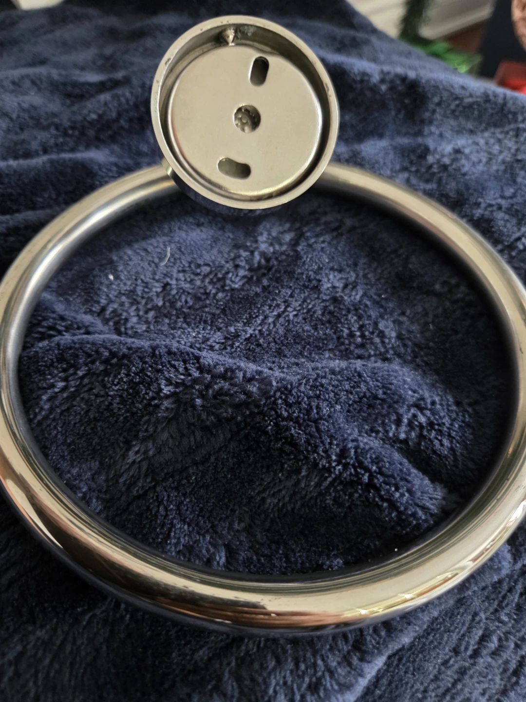 SetSail Towel Holder for Bathroom Wall Silver Towel Ring - photo 3