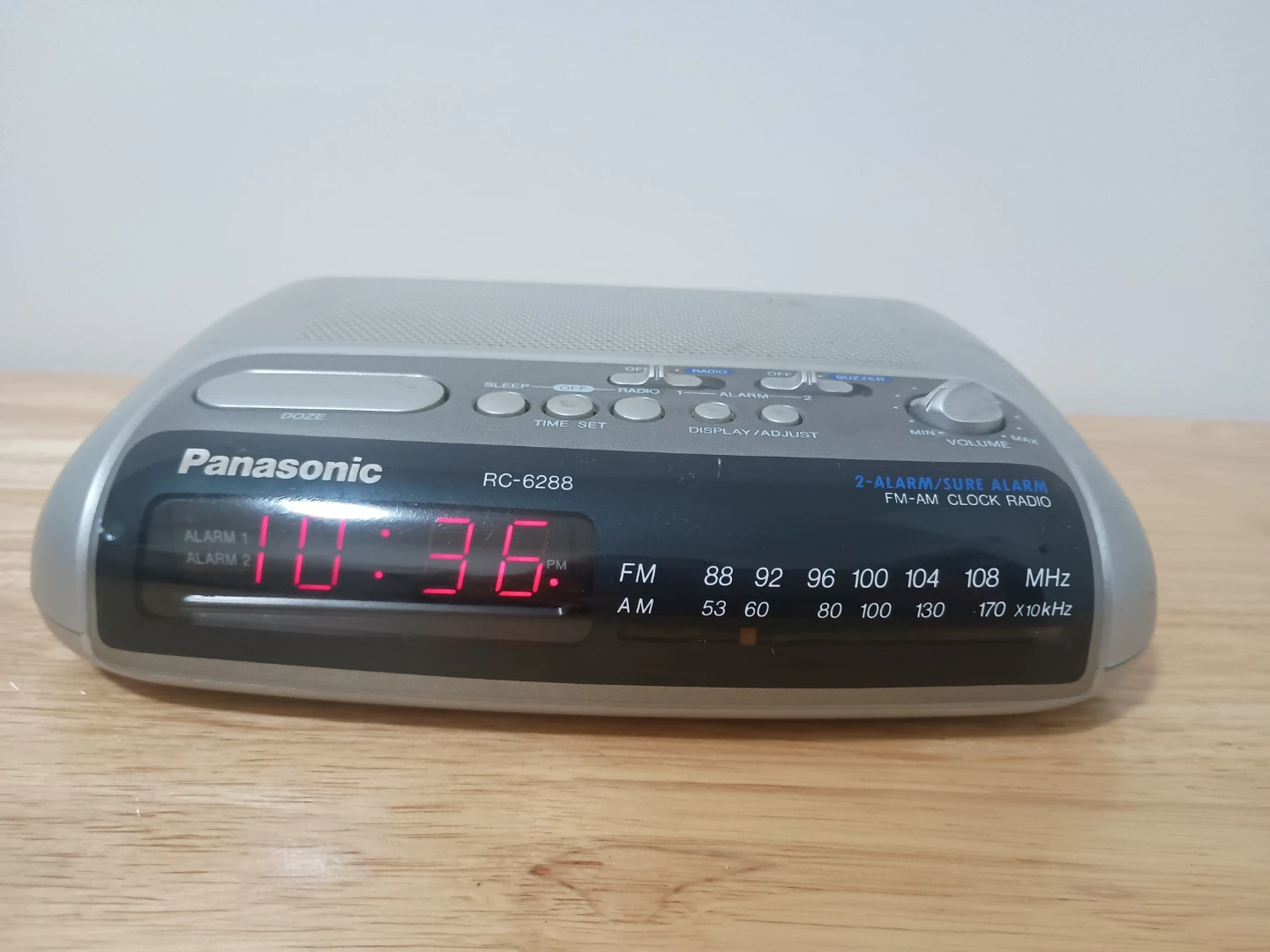 Panasonic RC-6288 FM-AM Clock Radio