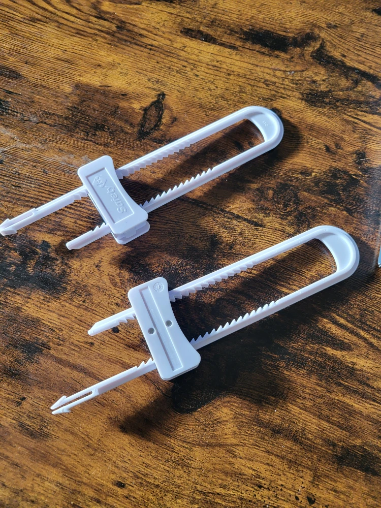 Safety cabinet latches/locks for baby and toddler proofing - photo 2