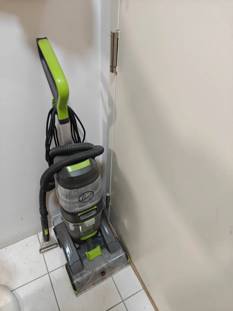 Hoover PowerMaxPet Carpet Washer & Spot Cleaner