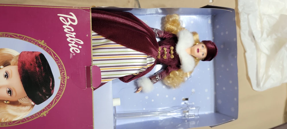 Victorian Ice Skater Barbie Doll - photo 2
