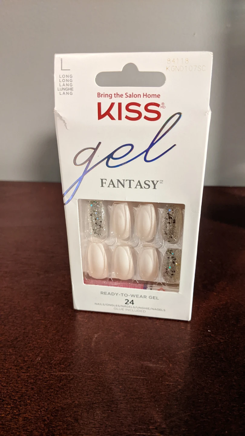 Kiss tip nails