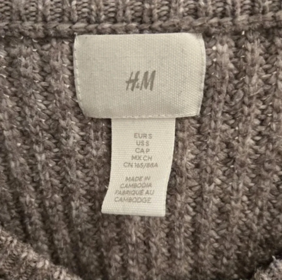 H&M Taupe Knit Sweater Dress - Size S image indicator(3)