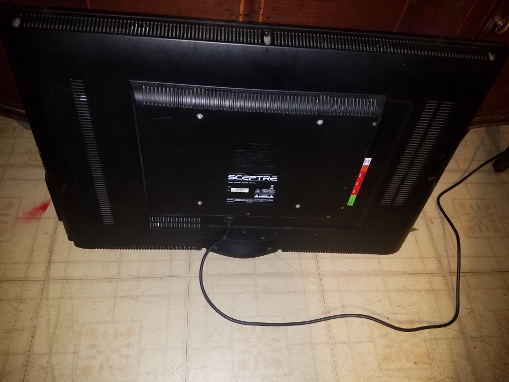 Sceptre x32 TV - photo 2
