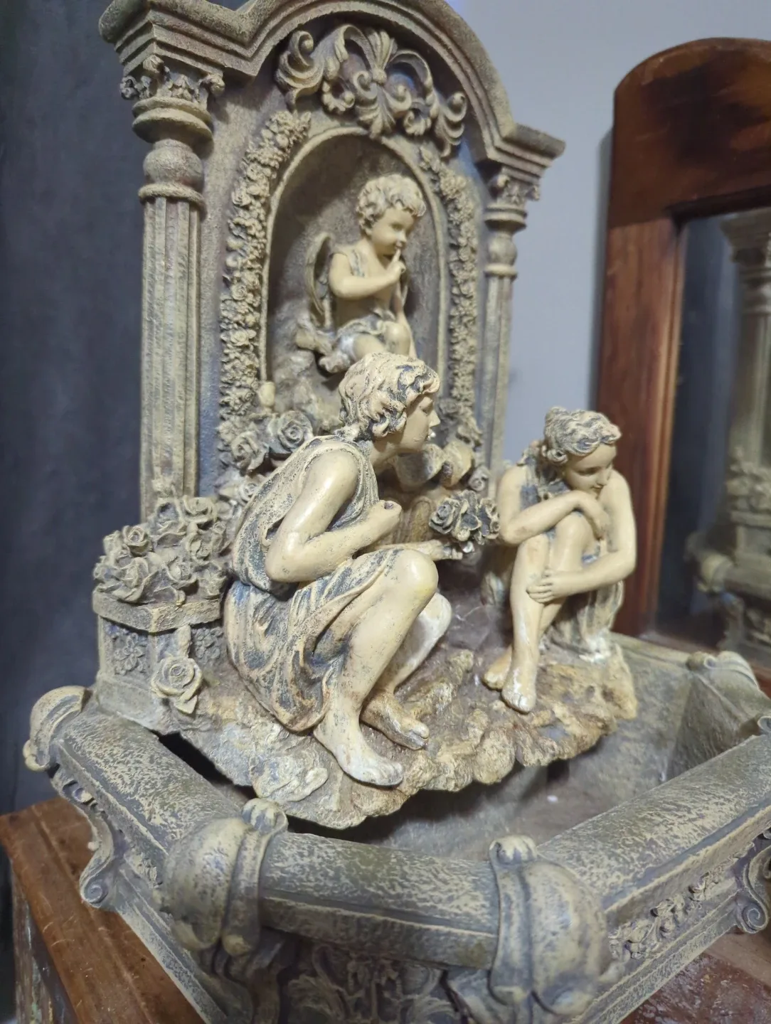 Angel Fountain Statue image indicator(3)