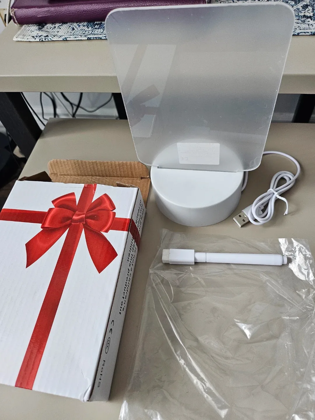 LED Message Writing Board with Pen - New in Box!