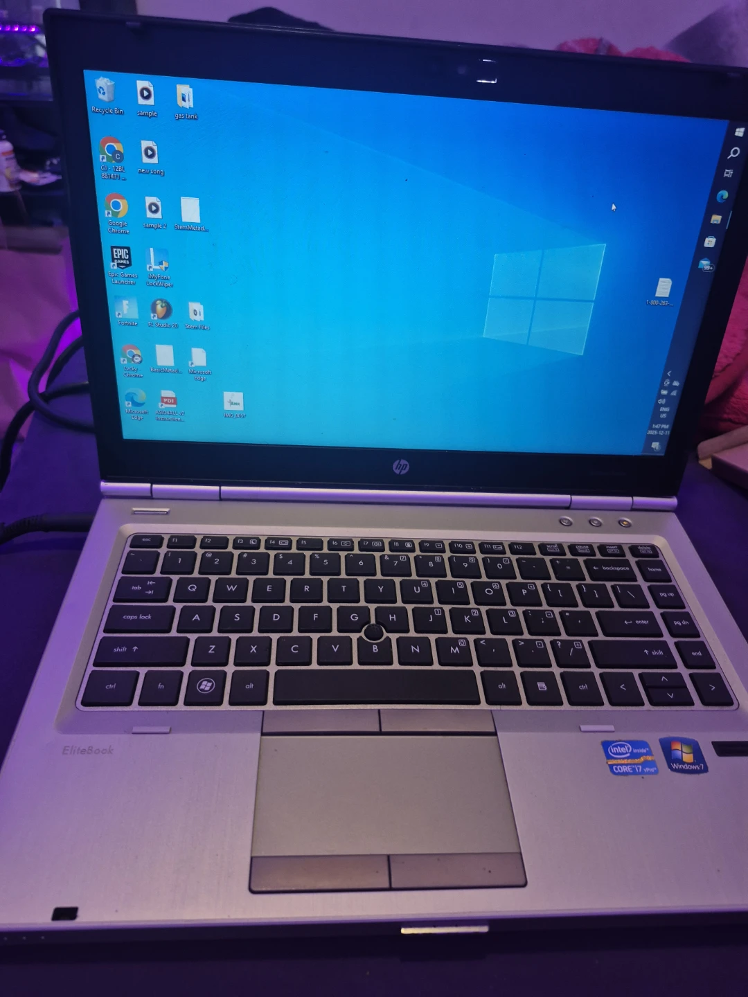 HP EliteBook 8460p Laptop - photo 3
