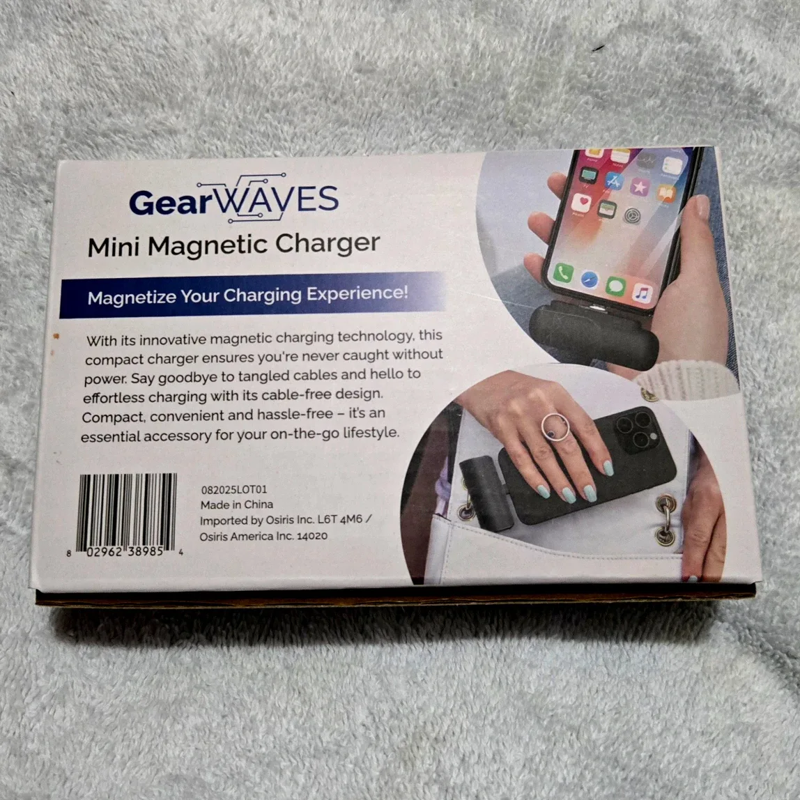 GearWaves Mini Magnetic Charger - New in Box!