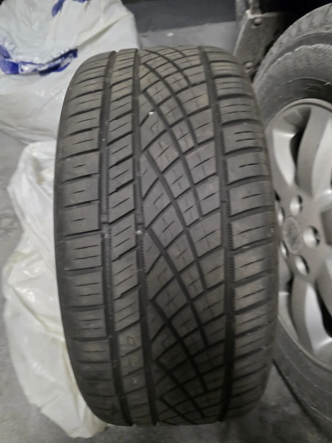 245/40 R18 two continental winter tires