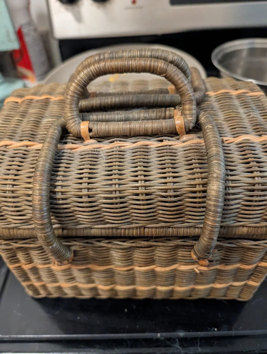 Wicker Basket with Craft Paints image indicator(3)